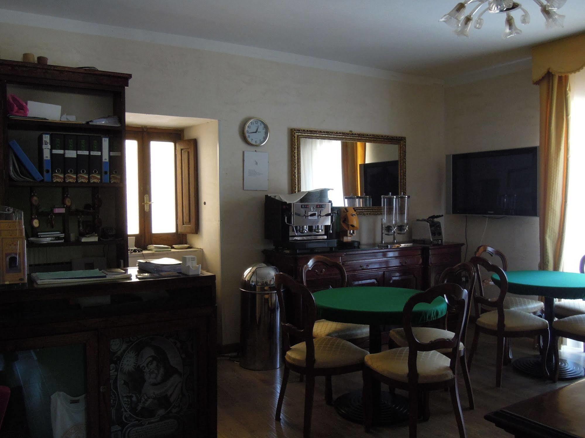 Hotel Sant'Agostino Паола Экстерьер фото